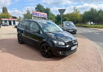 Volkswagen Touran II 2.0 TDI 140KM 2015 Volkswagen Touran 2.0Tdi DSG 7-mio osobowy MAX Opcja 2.0 Diesel 140KM, zdjęcie 2