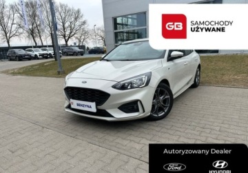 Ford Focus IV Hatchback 1.0 EcoBoost 125KM 2021 Ford Focus 1.0 ecoboost 125 KM 6MT ST-Line pakiet Parking, Winter Benzyna