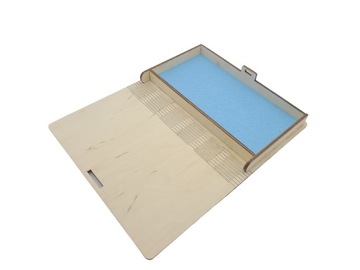 Подарок на 18-летие, копилка с гравировкой.