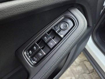 Porsche Macan SUV Facelifting II 2.0  265KM 2022 Porsche Macan Pneumatyka! ACC. Kamery 360, zdjęcie 31