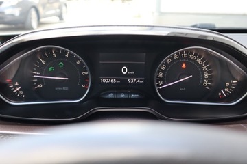 Peugeot 2008 I SUV 1.2 VTi 82KM 2014 Peugeot 2008 1.2 PureTech, Salon Polska, zdjęcie 10