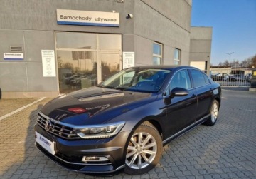 Volkswagen Passat B8 Limousine 1.8 TSI BlueMotion Technology 180KM 2017 Volkswagen Passat 1,8 TSI 180 KM Automat DSG Salon PL ASO Highline, zdjęcie 1
