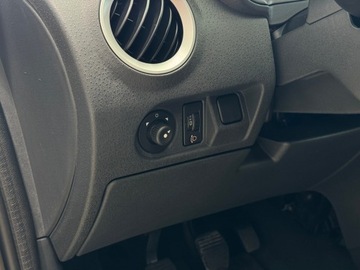 Citroen C3 I Hatchback 1.1 i 61KM 2008 Citroen C3 Impress Pack / Klimatyzacja / 1 właścic, zdjęcie 18