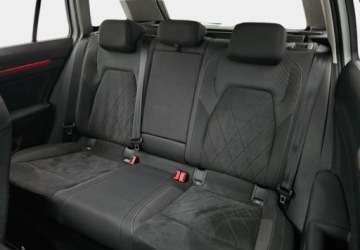 Volkswagen Golf VIII Hatchback 1.5 eTSI EVO mHEV 150KM 2022 Volkswagen Golf Variant Stan bdb - Alcantara - Kamera - Czujniki - Podgrz., zdjęcie 26