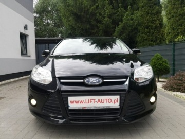 Ford Focus III Hatchback 5d 1.0 EcoBoost 100KM 2013 Ford Focus 1.0 12V 100KM Klima Halogoeny Isofix P, zdjęcie 1