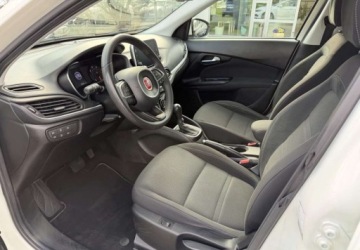 Fiat Tipo II Station Wagon 1.6 MultiJet 120KM 2019 Fiat Tipo Fiat Tipo 1.6 MultiJet DCT Business Line 1.6 Diesel 120KM, zdjęcie 8