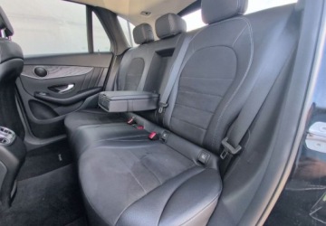 Mercedes GLC C253 SUV 2.0 250 211KM 2018 Mercedes-Benz GLC SALON PL serwis ASO FVAT-mrz el klapa skory 4x4 gwarancja, zdjęcie 19