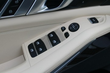 BMW X5 G05 SUV 3.0 30d 286KM 2021 BMW X5 xDrive Panorama Skóra Gwarancja SalonPL, zdjęcie 19