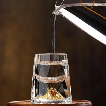 Szkło kryształowe Kieliszek do białego spirytusu 15 ml Złota folia Chińska góra