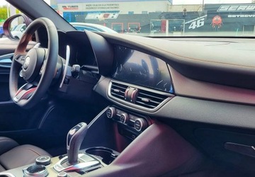 Alfa Romeo Giulia II Sedan Facelifting 2023 2.0 GME Turbo 280KM 2025 Alfa Romeo Giulia Alfa Romeo Giulia Intensa 2.0 Benzyna 280KM, zdjęcie 11