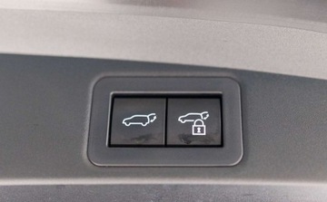 Toyota Corolla XII TS Kombi Facelifting 2.0 Hybrid Dynamic Force 196KM 2023 Toyota Corolla 2.0 Hybrid GR Sport Dynamic 2.0 Hybryda 197KM, zdjęcie 26