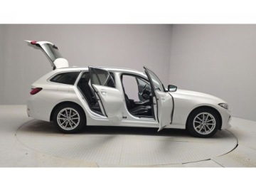 BMW Seria 3 G20-G21 Touring Facelifting 2.0 320d 190KM 2023 BMW Seria 3 Bmw Seria 3 320 Touring Diesel Mild Hybrid Mr22 E6de G21 2.0, zdjęcie 12