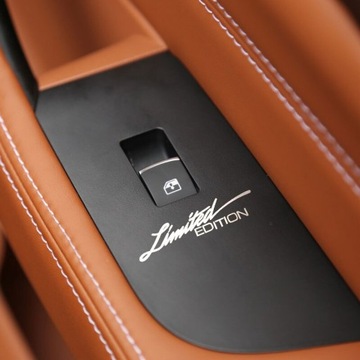 НИКЕЛЬ-ХРОМ, СЕРЕБРЯНАЯ НАКЛЕЙКА, ОГРАНИЧЕННАЯ ВЕРСИЯ