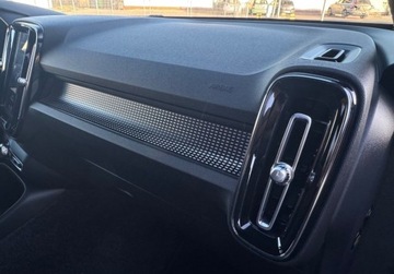 Volvo XC40 Crossover 2.0 D3 150KM 2020 Volvo XC 40 2,0 D3 R-Design FullLed El.Klapa Grz.Fotele Skora Serwis Gwara, zdjęcie 29