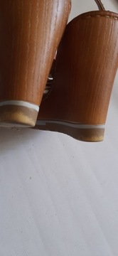 983. Lasocki brązowe skórzane sandały koturny r 38