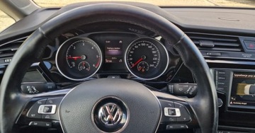 Volkswagen Touran III 2.0 TDI 150KM 2016 Volkswagen Touran z SALONU, przebieg wpisuje n..., zdjęcie 14