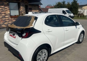 Toyota 2021 Toyota Yaris Hybryda Automat Kamera 1.3 Benzyna 99KM, zdjęcie 2