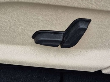 Mercedes GLC C253 SUV 2.1 220 d 170KM 2015 Mercedes-Benz GLC 2.1 Diesel 170KM, zdjęcie 10