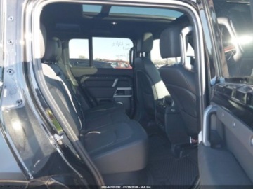 Land Rover Defender IV (L663) 2024 Land Rover Defender 110 P400 X-Dynamic Se 2024 3.0 Benzyna 395KM, zdjęcie 13