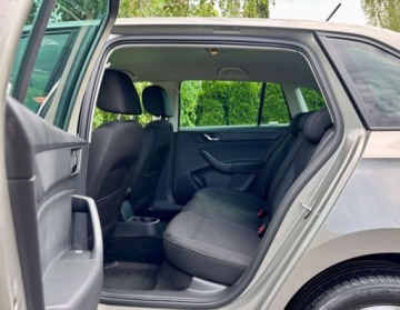 Skoda Rapid II Spaceback 1.2 TSI 105KM 2014 Skoda RAPID Skoda RAPID 1.2 TSI Ambition 1.2 Benzyna 105KM, zdjęcie 21