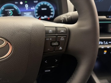 Toyota C-HR II SUV Plug-In 2.0 Hybrid Dynamic Force Plug-in  223KM 2025 Toyota C-HR 2.0 PHEV Executive Toyoyta C-HR 2.0 PH, zdjęcie 13