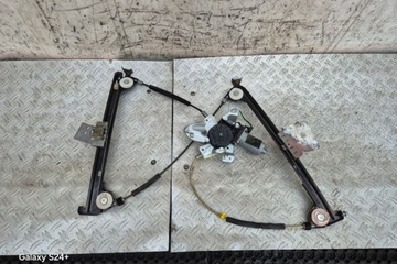 ZVEDÁK OKNO PRAVÝCH PŘEDNÍCH DVEŘE CHRYSLER CROSSFIRE 0130821796 3.2L