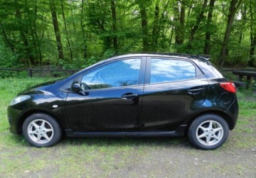 Mazda 2 II Hatchback 5d 1.3 86KM 2010 Mazda 2 ekonomiczna niezawodna 5drzwi Klima 1.3 Benzyna 86KM, zdjęcie 7