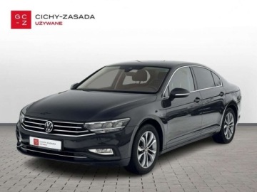 Volkswagen Passat B8 Limousine Facelifting 2.0 TDI SCR 150KM 2021 Volkswagen Passat VatMarzaVirtual CockpithakACC kameraod DealeraRata od 90