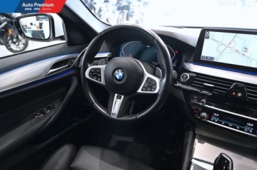 BMW Seria 5 G30-G31 2021 BMW Seria 5 530d xDriveFV23Podgrzewanie KierownicyFotel SportBMW Laserlight, zdjęcie 17