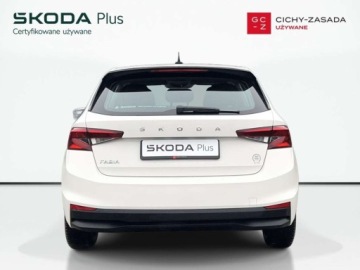 Skoda Fabia III Hatchback Facelifting 1.0 TSI 110KM 2021 Skoda Fabia 1.0TSI 110KM Active SalonPL Led Bluetooth Clima FV23 Benzyna, zdjęcie 3