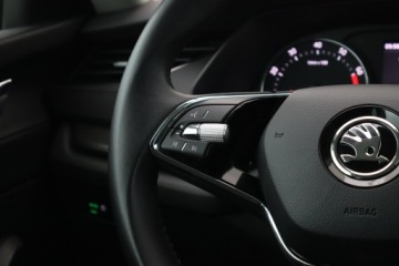 Skoda Octavia IV Liftback 1.5 TSI EVO 150KM 2022 Skoda Octavia 1.5 TSI, Salon Polska, zdjęcie 16