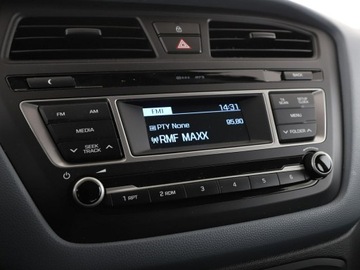 Hyundai i20 II 2016 Hyundai i20 klima niski przebieg ks.serwisowa, zdjęcie 22