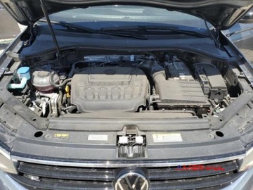 Volkswagen Tiguan II 2023 Volkswagen Tiguan 2023 r., 2,0L R LINE BLACK 2.0 Benzyna 184KM, zdjęcie 10