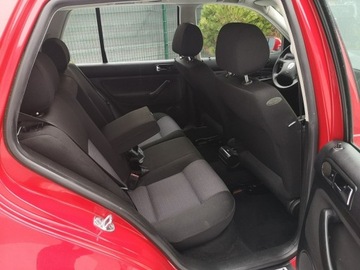 Volkswagen Golf IV Hatchback 1.6 i 16V FSI 110KM 2002 Volkswagen Golf 1.6 16v 110KM Klimatronik, zdjęcie 17