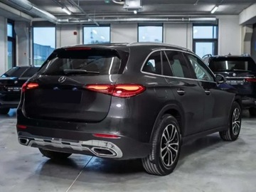 Mercedes GLC C254/X254 Coupe 2.0 220d 197KM 2025 GLC 220 d 4-Matic Avantgarde 2.0 (197KM) 2025, zdjęcie 5