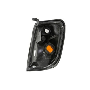 BLIKAČ PŘEDNÍ PRAVÝ NISSAN PICK UP 98-00