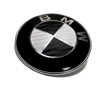 ZNAKY ZNAK NA KRYT ZADNÍ BMW BLACK CARBON 74MM