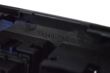 LEXUS NX 2021 PŘEDNÍ STRANA LEVÝ KNOFLÍKY SKEL