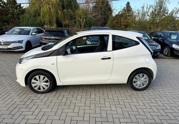 Toyota Aygo II Hatchback 5d 1.0 VVT-i 69KM 2014 Toyota Aygo 1,0 Benzyna 69 KM Salon PL GWARANCJA Zamiana Zarejestrowany, zdjęcie 4