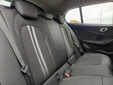 BMW Seria 1 F40 Hatchback 2.0 120i 178KM 2022 BMW 120 BMW 120i, zdjęcie 18