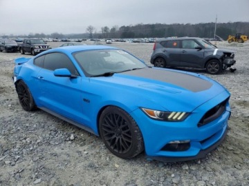 Ford Mustang VI Convertible 5.0 Ti-VCT 421KM 2017 Ford Mustang 2017 FORD MUSTANG GT 5.0 Benzyna 421KM, zdjęcie 4