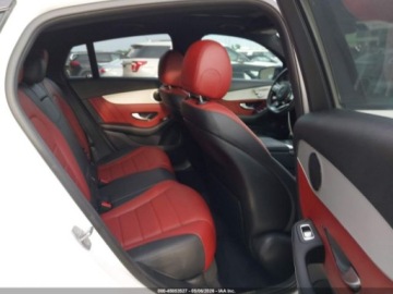 Mercedes GLC C253 2021 Mercedes-Benz GLC 2021 MERCEDES-BENZ GLC 300 4MATIC COUPE 2.0 Benzyna 255KM, zdjęcie 8