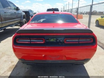 Dodge Challenger III 2016 Dodge Challenger Scat Pack 2016 6.4l 6.4 Benzyna 485KM, zdjęcie 3