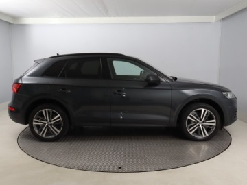 Audi Q5 II SUV 2.0 TDI 190KM 2018 Audi Q5 2.0 TDI, Serwis ASO, 187 KM, 4X4, zdjęcie 5