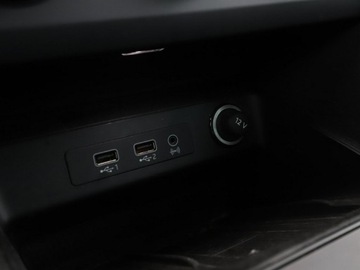 Seat Ateca SUV 1.6 TDI Ecomotive 115KM 2016 Seat Ateca Czujniki, Navi, Aut.klima, Bluetooth, zdjęcie 27