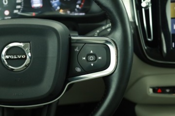 Volvo XC40 Crossover 2.0 T5 247KM 2018 Volvo XC40 T5 AWD, Salon Polska, 4X4, Automat, zdjęcie 16