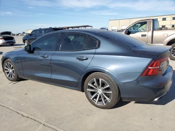 Volvo S60 III 2022 Volvo S60 B5 Momentum 2022 2.0l 2.0 Benzyna 247KM, zdjęcie 1