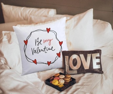 БОЛЬШАЯ НАВУШКА 45 x 45см НАВОЛОЧКА JASIE НА ЖЕНСКИЙ ДЕНЬ ==