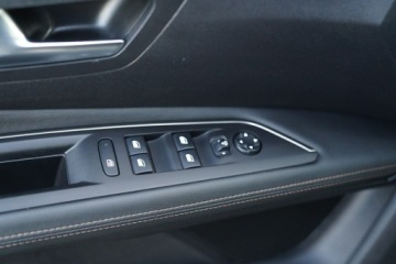 Peugeot 3008 II Crossover 1.6 THP 180KM 2020 Peugeot 3008 GT ful led skóra masaze ACC kamery, zdjęcie 11