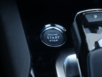 Peugeot 3008 II Crossover Facelifting  1.2 PureTech 130KM 2022 Peugeot 3008 1.2 PureTech, Salon Polska, zdjęcie 15